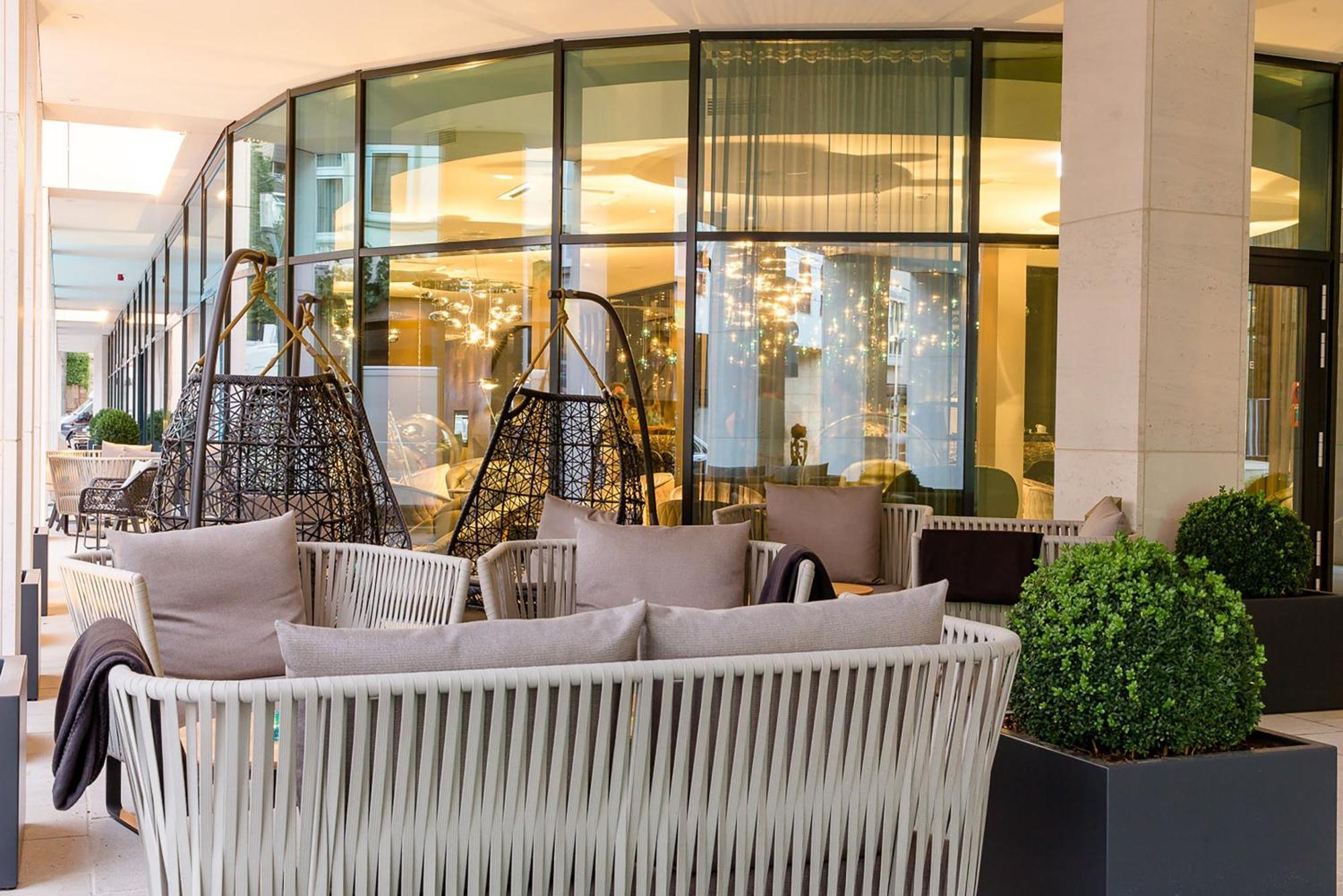 Motel One Stuttgart-Bad Cannstatt Екстер'єр фото