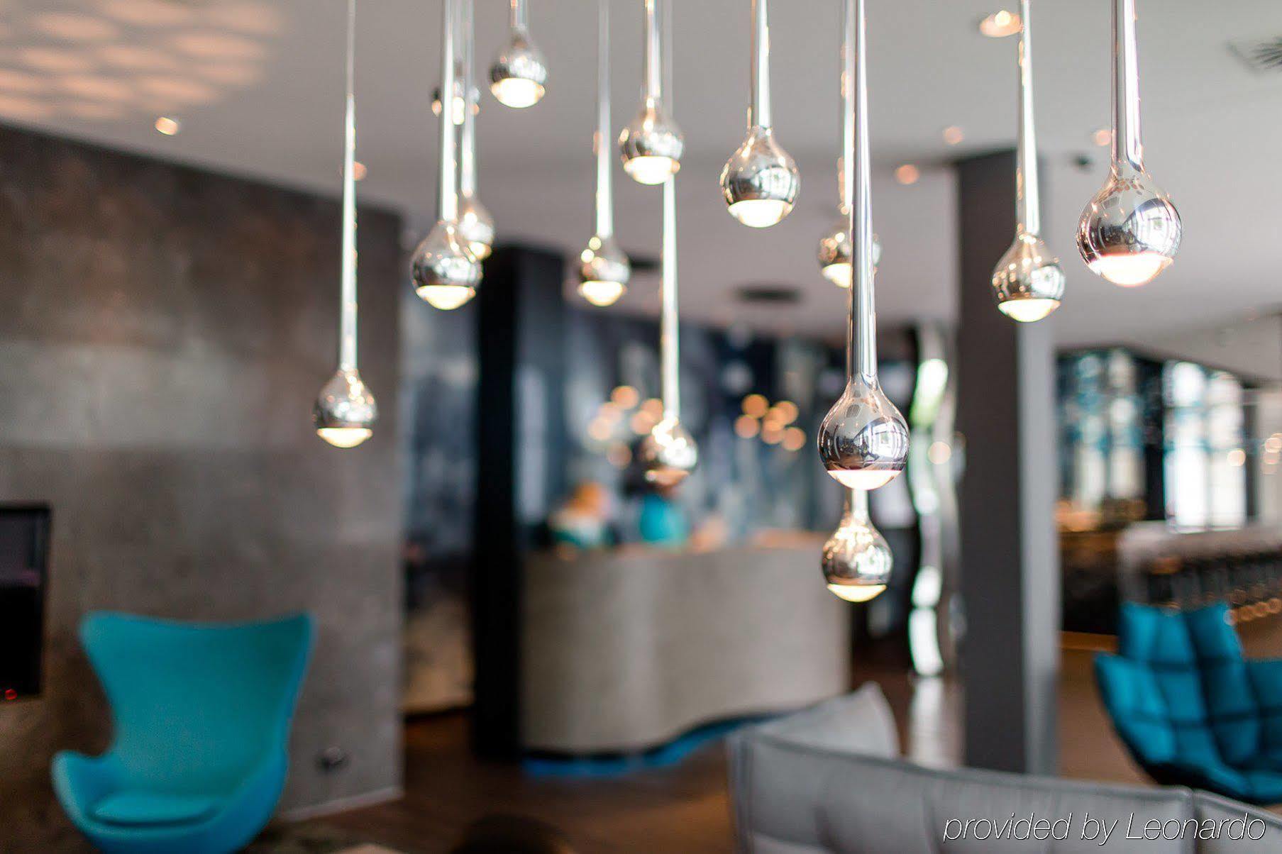 Motel One Stuttgart-Bad Cannstatt Екстер'єр фото