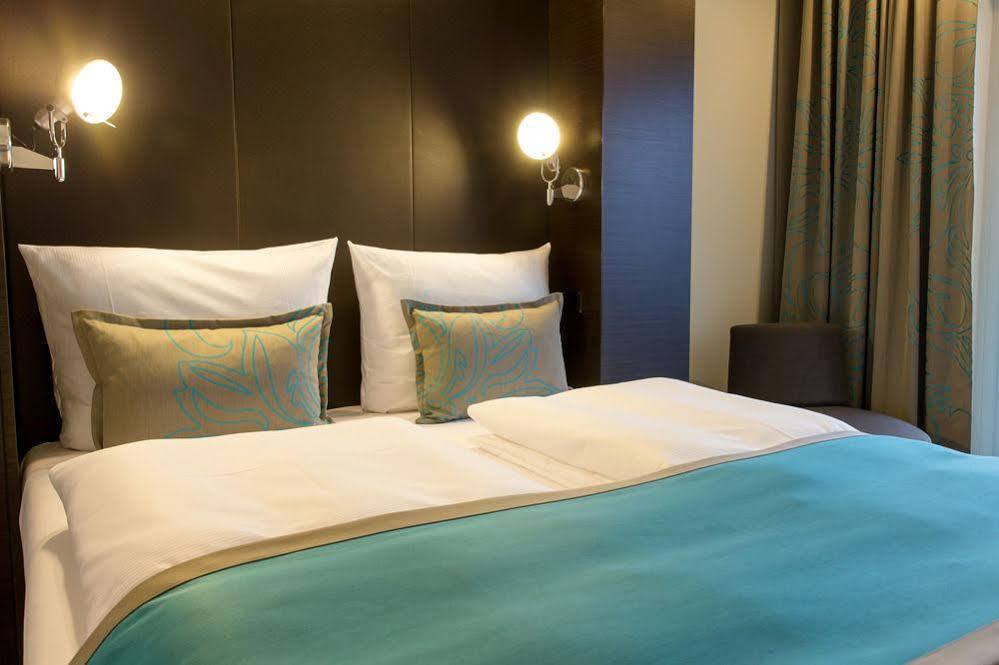 Motel One Stuttgart-Bad Cannstatt Екстер'єр фото